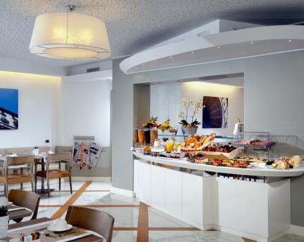 Breakfast Room - Buffet